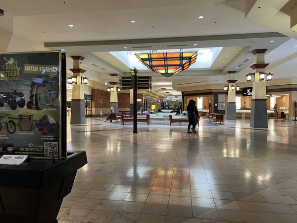 Lansing Mall - Aug 13 2022